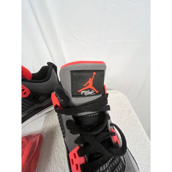 Air Jordan 4 Retro OG Gray and Red Youth Sneakers Size 5.5Y with Extra Laces - Picture 2 of 5